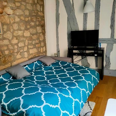 Studio Charme Haut-Marais ปารีส ภายนอก รูปภาพ